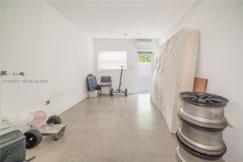 Купить виллу или дом в Майами, Флорида 4 спальни, 182.37м2, № 1990234 - фото 28