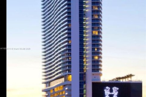 Condo in Hollywood, Florida, 2 bedrooms  № 2035805