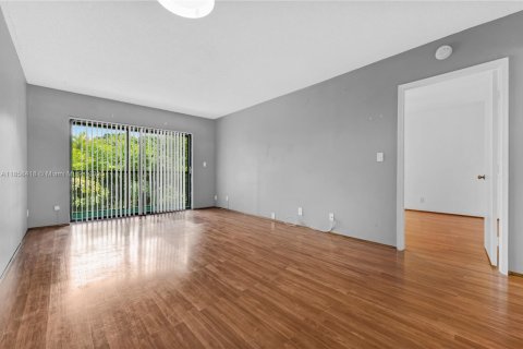 Condominio en alquiler en Coral Springs, Florida, 3 dormitorios, 100.33 m2 № 1889437 - foto 30