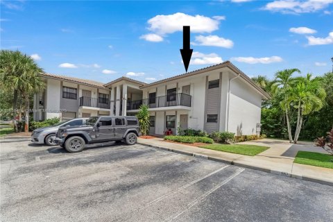 Condominio en alquiler en Coral Springs, Florida, 3 dormitorios, 100.33 m2 № 1889437 - foto 14