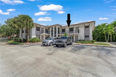 Condominio en alquiler en Coral Springs, Florida, 3 dormitorios, 100.33 m2 № 1889437 - foto 16