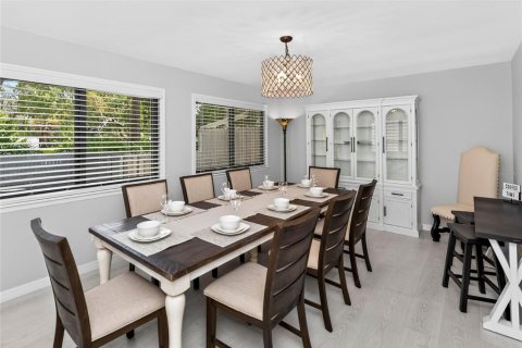 Adosado en alquiler en Ormond Beach, Florida, 4 dormitorios, 245.73 m2 № 2283538 - foto 17