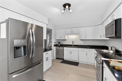 Adosado en alquiler en Ormond Beach, Florida, 4 dormitorios, 245.73 m2 № 2283538 - foto 18
