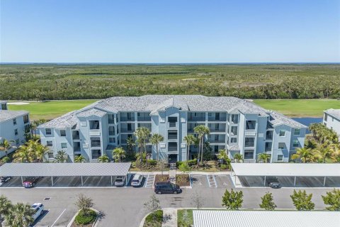 Copropriété à louer à Punta Gorda, Floride: 2 chambres, 111.3 m2 № 1797857 - photo 6