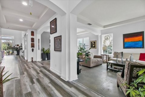 Casa en venta en Orlando, Florida, 4 dormitorios, 375.05 m2 № 1899729 - foto 6