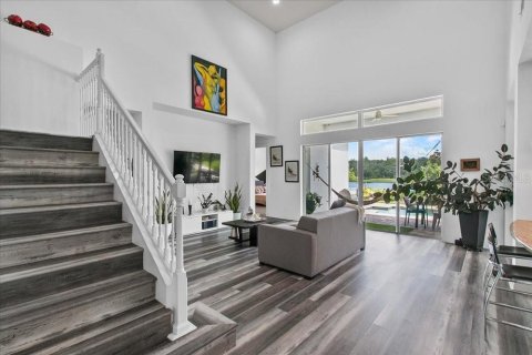 Casa en venta en Orlando, Florida, 4 dormitorios, 375.05 m2 № 1899729 - foto 10