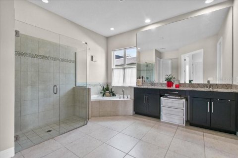 Casa en venta en Orlando, Florida, 4 dormitorios, 375.05 m2 № 1899729 - foto 19