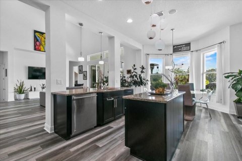 Casa en venta en Orlando, Florida, 4 dormitorios, 375.05 m2 № 1899729 - foto 13
