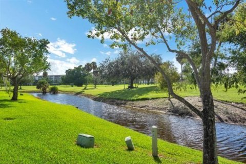 Touwnhouse à vendre à Pompano Beach, Floride: 3 chambres, 230.12 m2 № 2168524 - photo 7