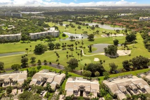 Touwnhouse à vendre à Pompano Beach, Floride: 3 chambres, 230.12 m2 № 2168524 - photo 5