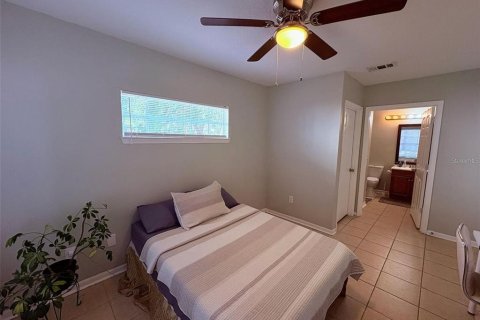 Condo in Orlando, Florida, 3 bedrooms  № 1772207 - photo 11