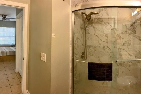 Condo in Orlando, Florida, 3 bedrooms  № 1772207 - photo 8