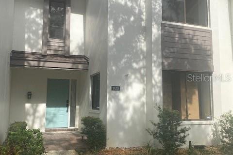 Townhouse in Safety Harbor, Florida 3 bedrooms, 124.49 sq.m. № 1900103 - photo 1