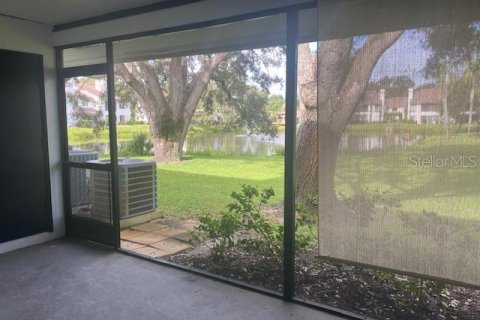 Townhouse in Safety Harbor, Florida 3 bedrooms, 124.49 sq.m. № 1900103 - photo 14