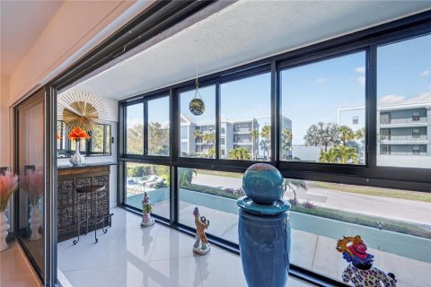 Condo in Punta Gorda, Florida, 2 bedrooms  № 2119694 - photo 27