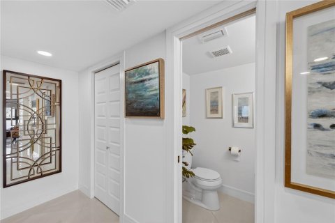 Condo in Punta Gorda, Florida, 2 bedrooms  № 2119694 - photo 21