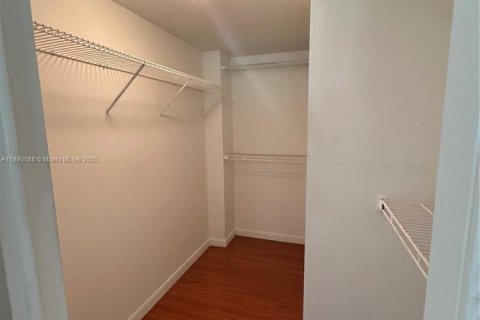 Condominio en venta en Plantation, Florida, 2 dormitorios, 94.3 m2 № 2062864 - foto 11