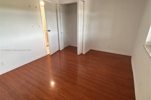 Condominio en venta en Plantation, Florida, 2 dormitorios, 94.3 m2 № 2062864 - foto 14