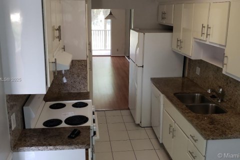 Condominio en venta en Plantation, Florida, 2 dormitorios, 94.3 m2 № 2062864 - foto 6