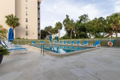 Condominio en venta en Plantation, Florida, 2 dormitorios, 94.3 m2 № 2062864 - foto 19