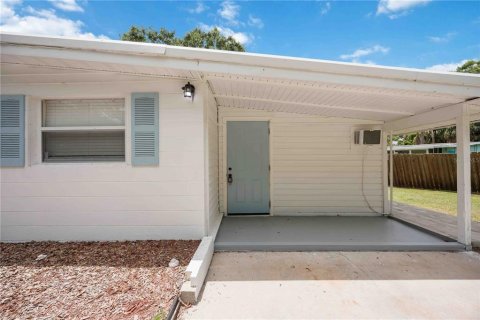 House in Sarasota, Florida 3 bedrooms, 150.97 sq.m. № 1847840 - photo 3