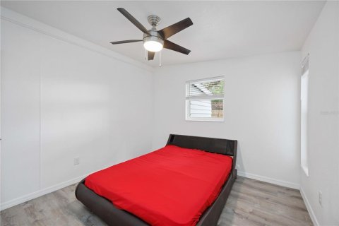 House in Sarasota, Florida 3 bedrooms, 150.97 sq.m. № 1847840 - photo 17