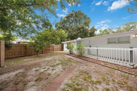 House in Sarasota, Florida 3 bedrooms, 150.97 sq.m. № 1847840 - photo 23