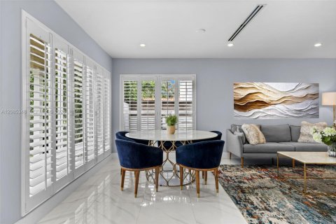 Villa ou maison à vendre à Hollywood, Floride: 3 chambres, 159.88 m2 № 2394729 - photo 6
