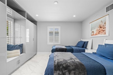 Villa ou maison à vendre à Hollywood, Floride: 3 chambres, 159.88 m2 № 2394729 - photo 26