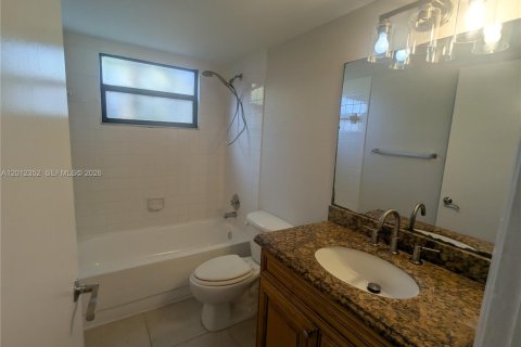 Condominio en alquiler en West Palm Beach, Florida, 2 dormitorios, 83.98 m2 № 2074819 - foto 11