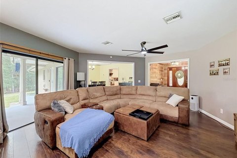 House in Brooksville, Florida 4 bedrooms, 231.51 sq.m. № 2258740 - photo 16