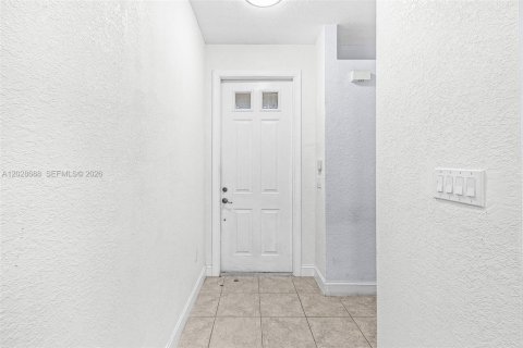 Casa en venta en Naples, Florida, 3 dormitorios, 117.8 m2 № 2154139 - foto 3