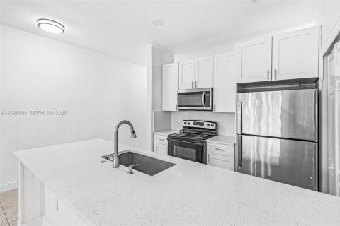 Casa en venta en Naples, Florida, 3 dormitorios, 117.8 m2 № 2154139 - foto 6