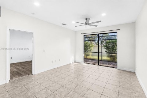 Casa en venta en Naples, Florida, 3 dormitorios, 117.8 m2 № 2154139 - foto 11