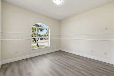 Купить виллу или дом в Майами, Флорида 4 спальни, 184.69м2, № 1973904 - фото 7