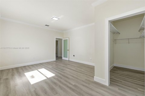 Купить виллу или дом в Майами, Флорида 4 спальни, 184.69м2, № 1973904 - фото 12