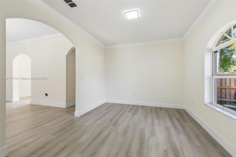 Купить виллу или дом в Майами, Флорида 4 спальни, 184.69м2, № 1973904 - фото 28