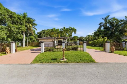 Купить виллу или дом в Майами, Флорида 4 спальни, 184.69м2, № 1973904 - фото 16