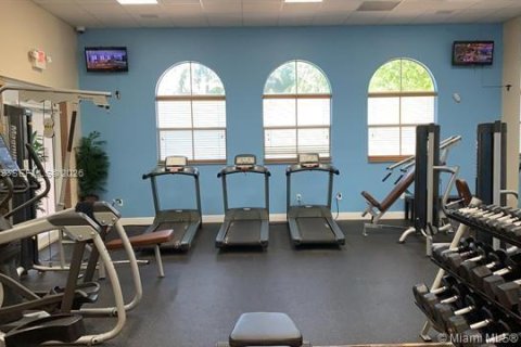 Condo in Miramar, Florida, 3 bedrooms  № 2068682 - photo 25