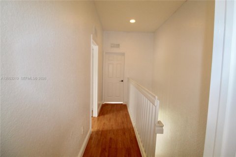 Condo in Miramar, Florida, 3 bedrooms  № 2068682 - photo 13