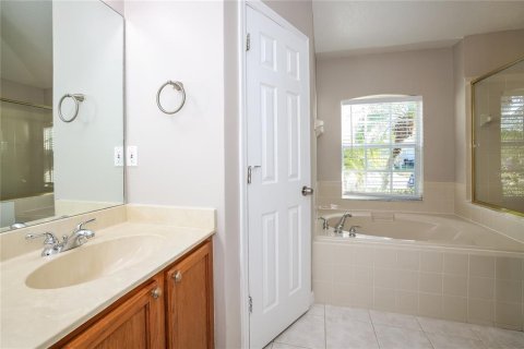 Casa en alquiler en Orlando, Florida, 3 dormitorios, 137.5 m2 № 1850079 - foto 11