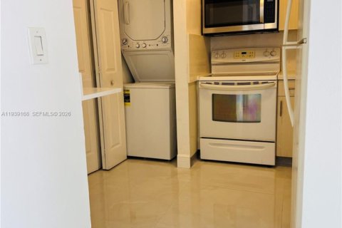 Copropriété à louer à Miami, Floride: 2 chambres, 75.44 m2 № 1997543 - photo 5