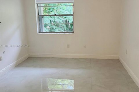 Copropriété à louer à Miami, Floride: 2 chambres, 75.44 m2 № 1997543 - photo 20