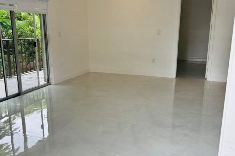 Copropriété à louer à Miami, Floride: 2 chambres, 75.44 m2 № 1997543 - photo 14