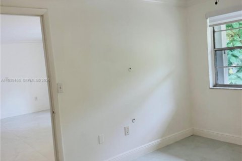 Copropriété à louer à Miami, Floride: 2 chambres, 75.44 m2 № 1997543 - photo 22