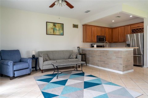 Adosado en alquiler en Pinellas Park, Florida, 3 dormitorios, 139.35 m2 № 1904057 - foto 4