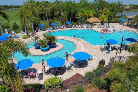 Снять в аренду кондоминиум в Брейдентон, Флорида 10 комнат, 120.4м2, № 2099264 - фото 3