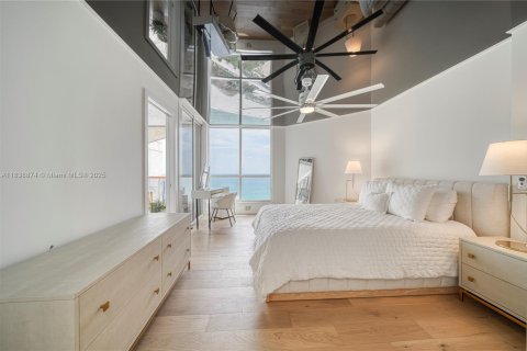 Condominio en alquiler en Miami Beach, Florida, 2 dormitorios, 110.55 m2 № 1825724 - foto 16