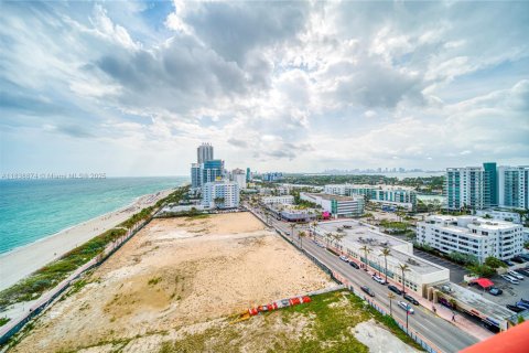 Condominio en alquiler en Miami Beach, Florida, 2 dormitorios, 110.55 m2 № 1825724 - foto 27