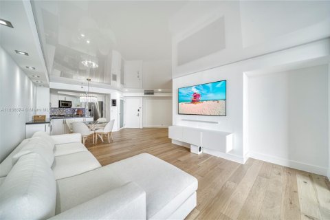Condominio en alquiler en Miami Beach, Florida, 2 dormitorios, 110.55 m2 № 1825724 - foto 7